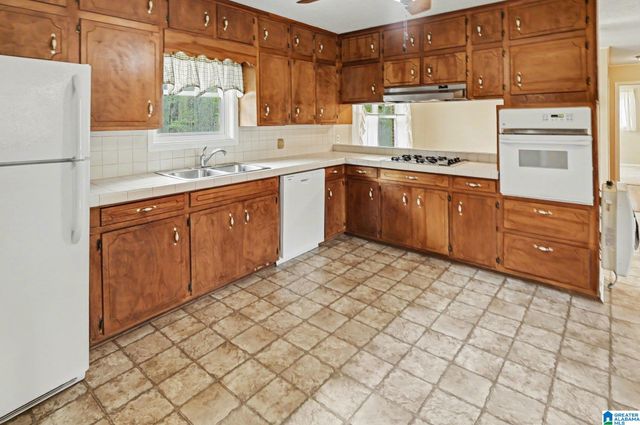 1287 COUNTY ROAD 135, Jemison, AL 35085