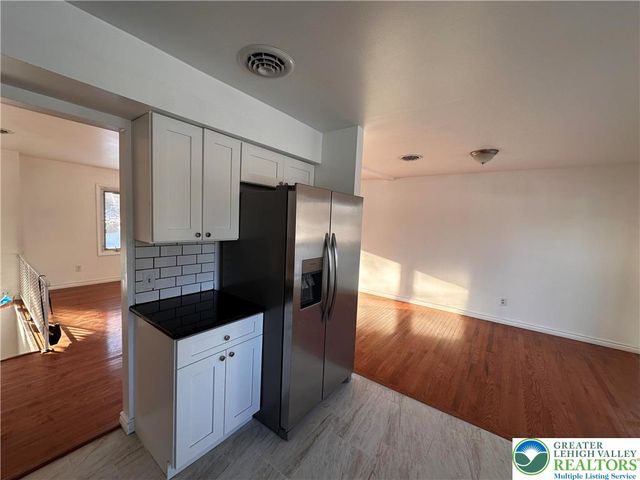 1221 Byfield Street, Allentown City, PA 18103