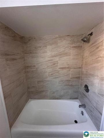 1221 Byfield Street, Allentown City, PA 18103