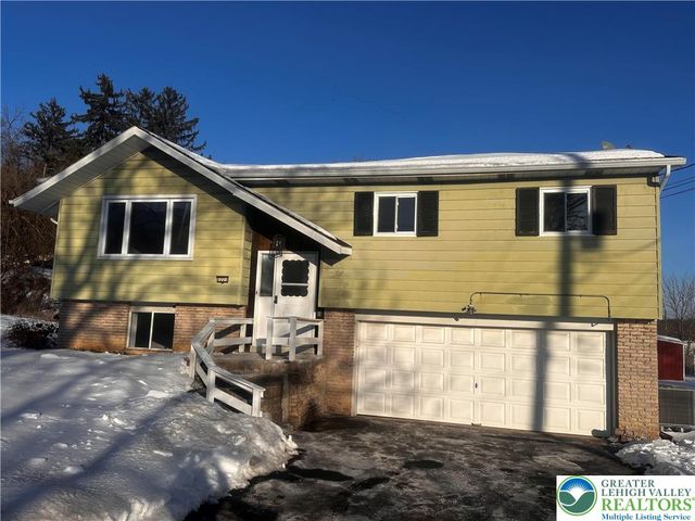 1221 Byfield Street, Allentown City, PA 18103