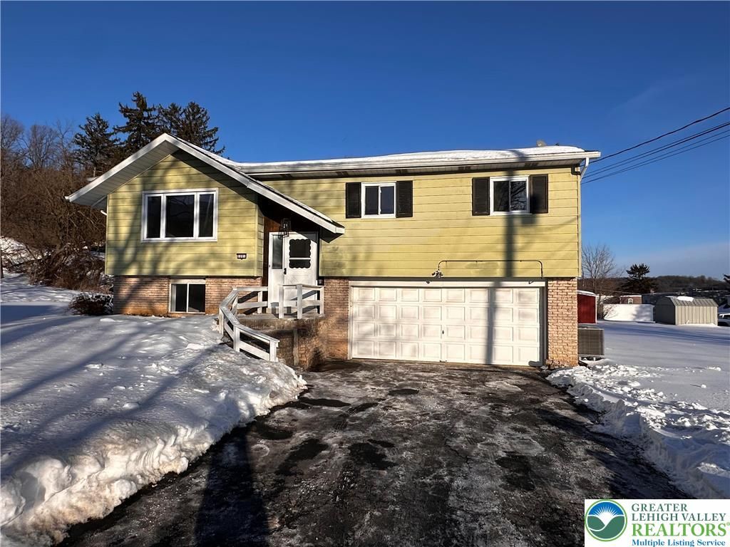 1221 Byfield Street, Allentown City, PA 18103