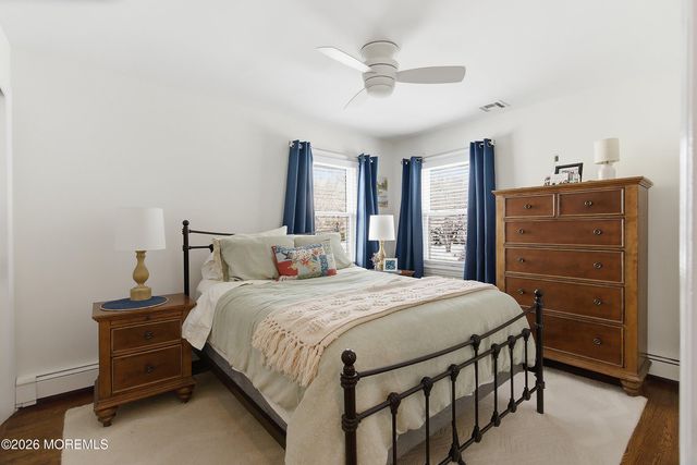 190 8th Street, Belford, NJ 07718