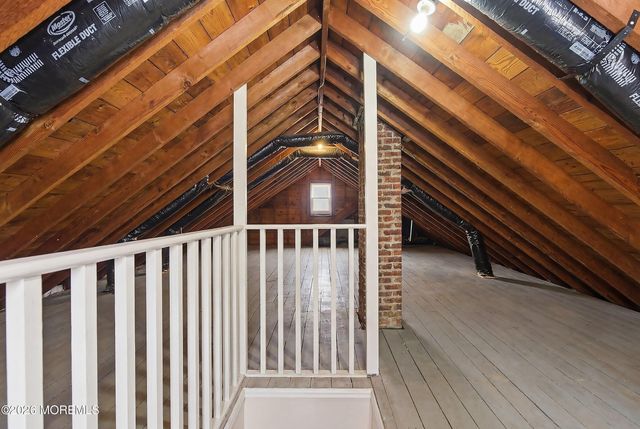 190 8th Street, Belford, NJ 07718