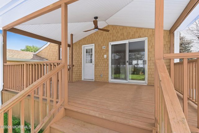 190 8th Street, Belford, NJ 07718