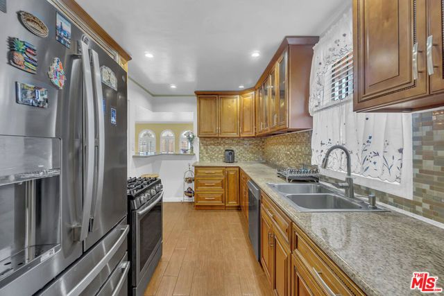 2116 W 107th Street, Los Angeles, CA 90047