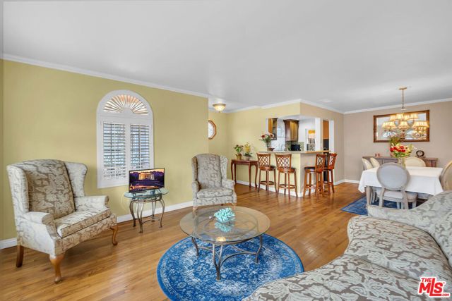 2116 W 107th Street, Los Angeles, CA 90047