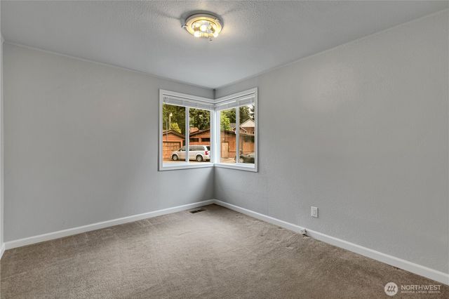 26802 148th Avenue SE, Kent, WA 98042