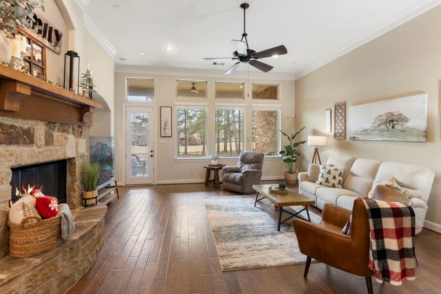 4787 Jackson Square Drive, Conroe, TX 77304