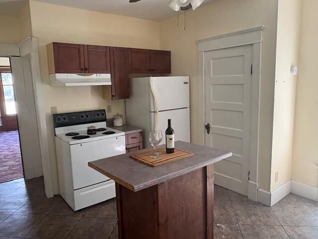 504 S Center Street, Hartford City, MI 49057