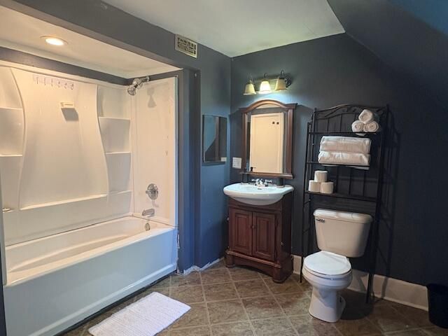 504 S Center Street, Hartford City, MI 49057