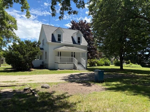 504 S Center Street, Hartford City, MI 49057