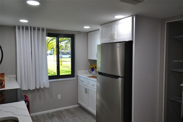 135 W CYPRESS COURT, Oldsmar, FL 34677