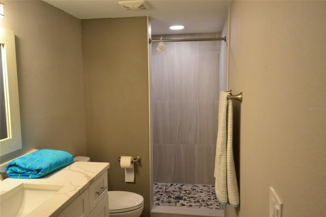 135 W CYPRESS COURT, Oldsmar, FL 34677