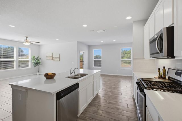 701 Hays Hill DR, Georgetown, TX 78633