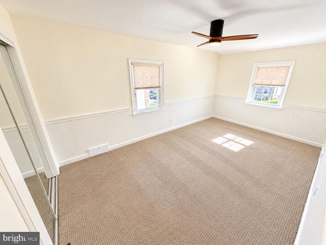 27 ALTHEA LN, Morton, PA 19070