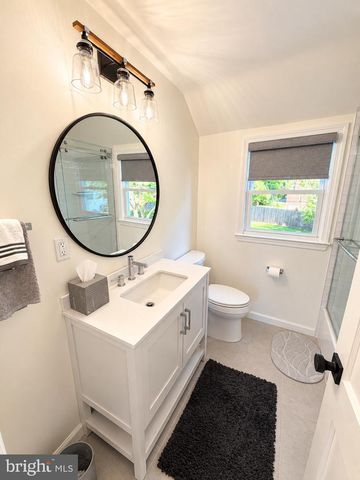 27 ALTHEA LN, Morton, PA 19070