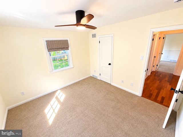 27 ALTHEA LN, Morton, PA 19070