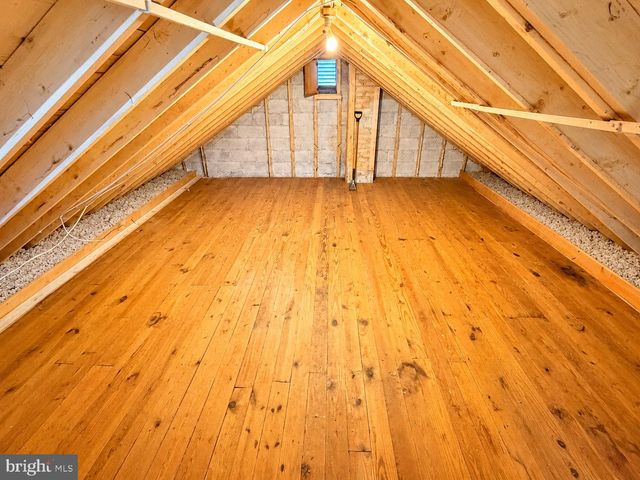 27 ALTHEA LN, Morton, PA 19070