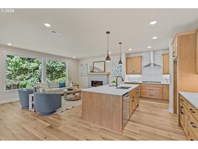 865 Butte Dr, Forest Grove, OR 97116