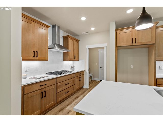 865 Butte Dr, Forest Grove, OR 97116