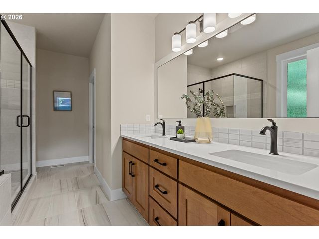 865 Butte Dr, Forest Grove, OR 97116