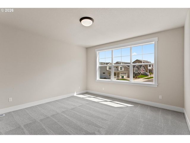 865 Butte Dr, Forest Grove, OR 97116