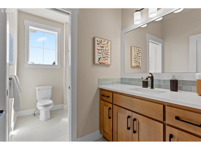 865 Butte Dr, Forest Grove, OR 97116