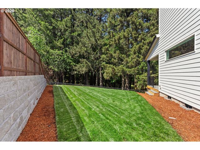 865 Butte Dr, Forest Grove, OR 97116