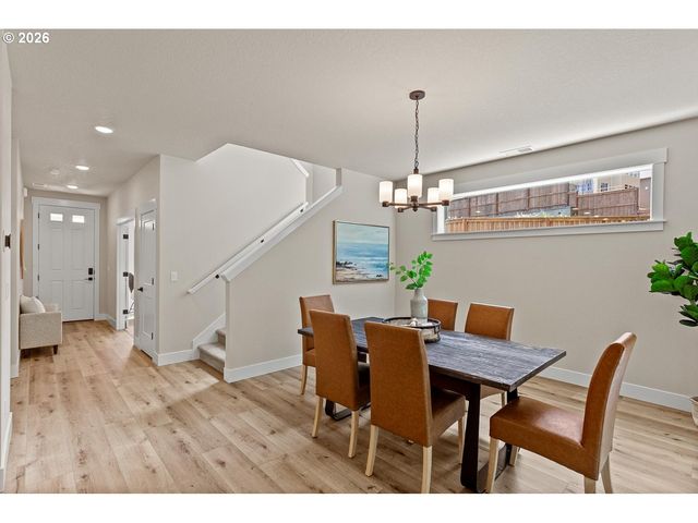 865 Butte Dr, Forest Grove, OR 97116
