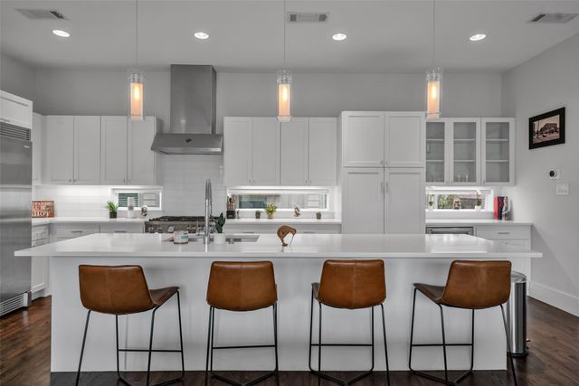 1427 Hubert Street, Dallas, TX 75206