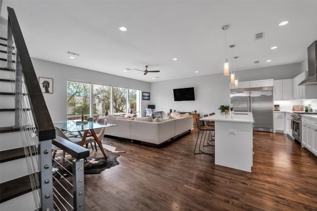 1427 Hubert Street, Dallas, TX 75206