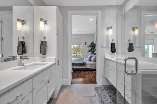 1427 Hubert Street, Dallas, TX 75206