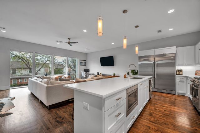 1427 Hubert Street, Dallas, TX 75206