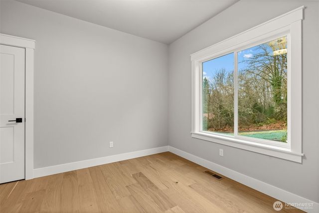 7864 Beach Drive E, Port Orchard, WA 98366