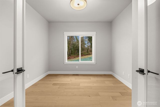 7864 Beach Drive E, Port Orchard, WA 98366