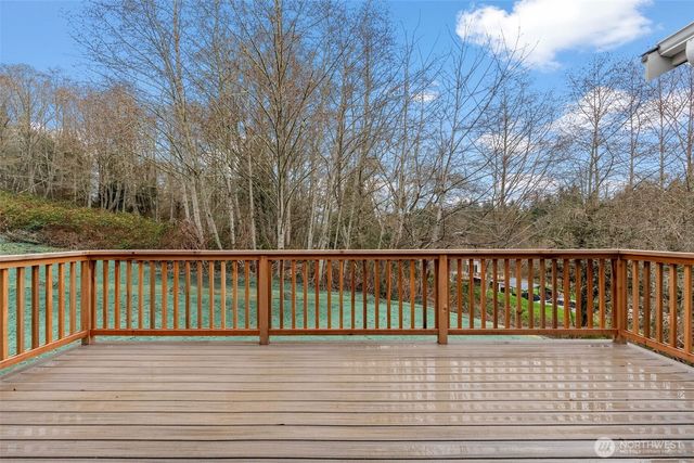 7864 Beach Drive E, Port Orchard, WA 98366