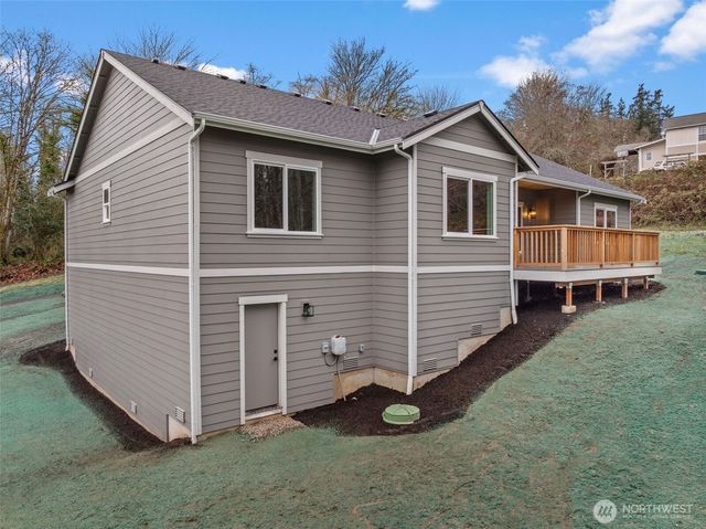 7864 Beach Drive E, Port Orchard, WA 98366