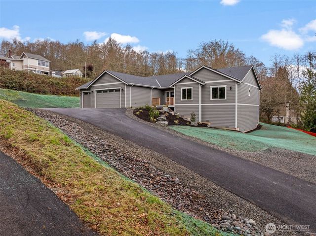 7864 Beach Drive E, Port Orchard, WA 98366