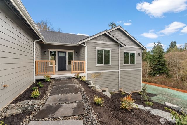 7864 Beach Drive E, Port Orchard, WA 98366