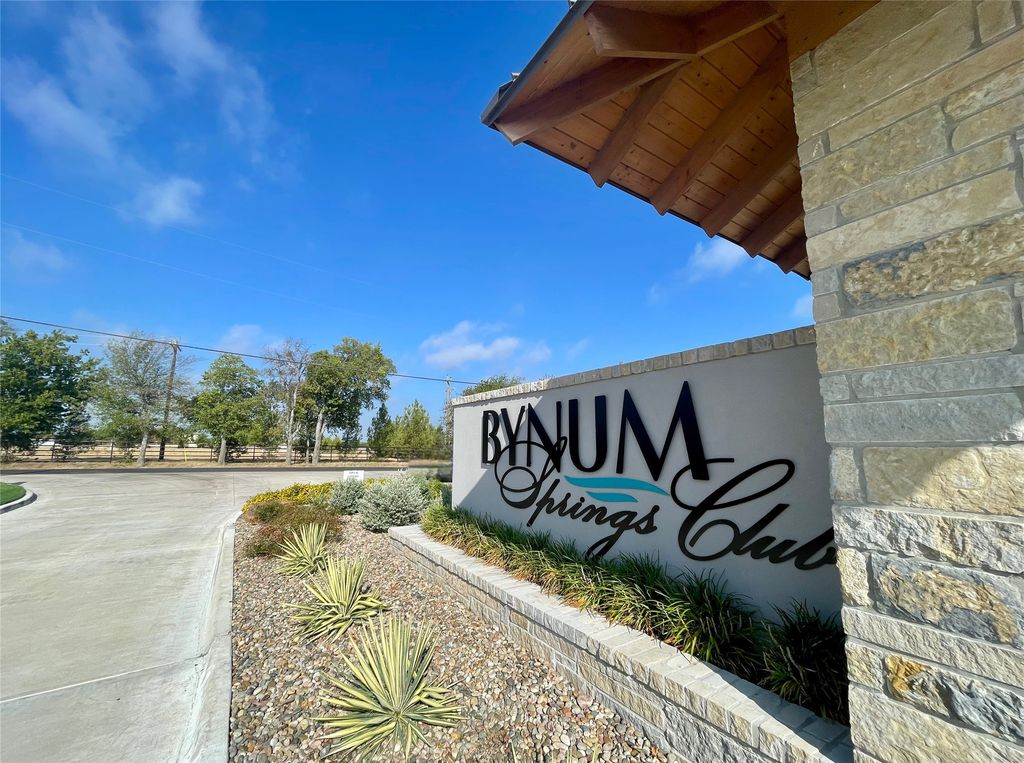 165 Caballo Drive, Oak Leaf, TX 75154 — photo 2