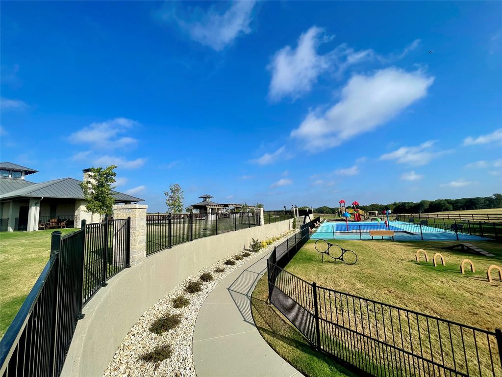 165 Caballo Drive, Oak Leaf, TX 75154 — photo 5