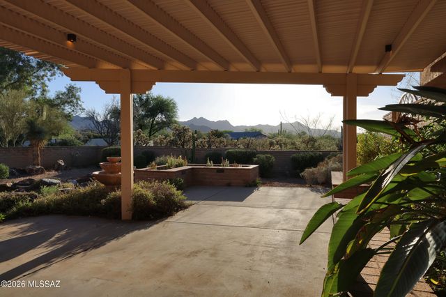 2721 N Tomas Road, Tucson, AZ 85745