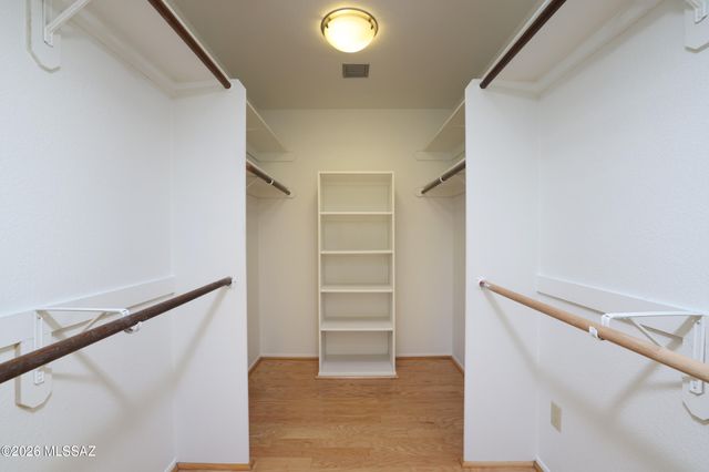 2721 N Tomas Road, Tucson, AZ 85745