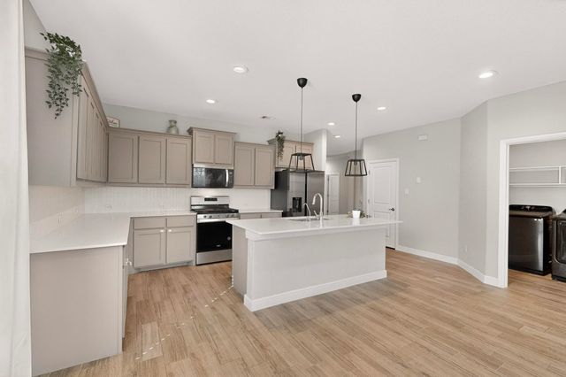 625 Hogan Drive, Denton, TX 76210