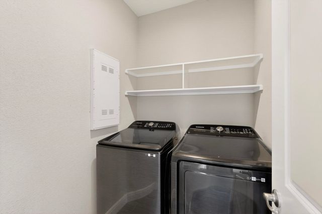 625 Hogan Drive, Denton, TX 76210