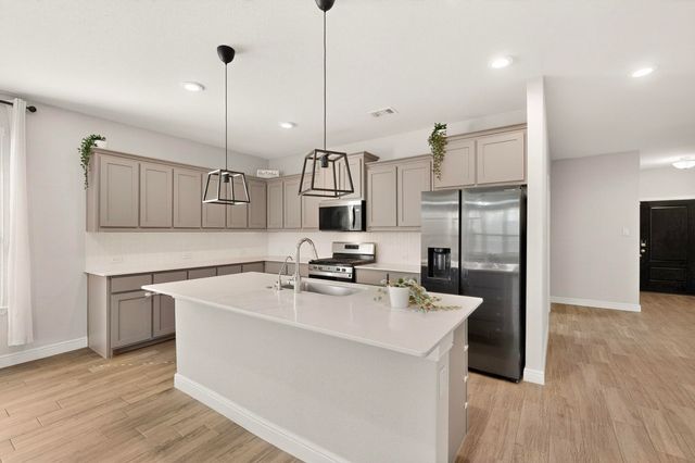 625 Hogan Drive, Denton, TX 76210