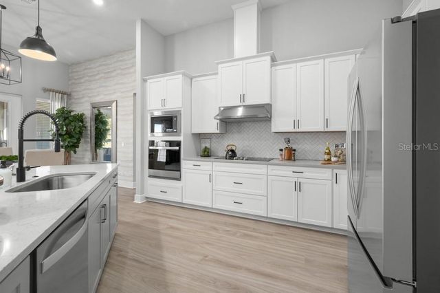 3832 SADDLE HILL TRAIL, Fruitland Park, FL 34731