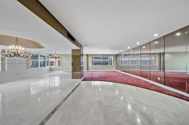 5255 Collins Ave 5J, Miami Beach, FL 33140