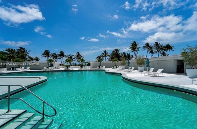 5255 Collins Ave 5J, Miami Beach, FL 33140