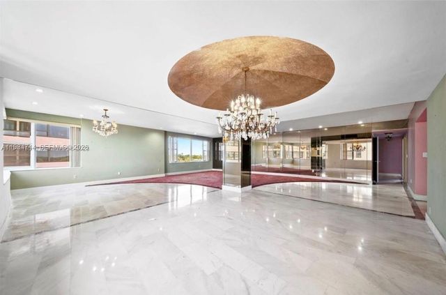 5255 Collins Ave 5J, Miami Beach, FL 33140